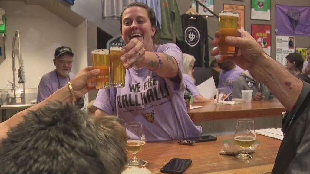 Valkyries fans pack Oakland bar to cheer on team as playoff series shifts to Atlanta — CBS Bay Area (KPIX), Danville Dining news