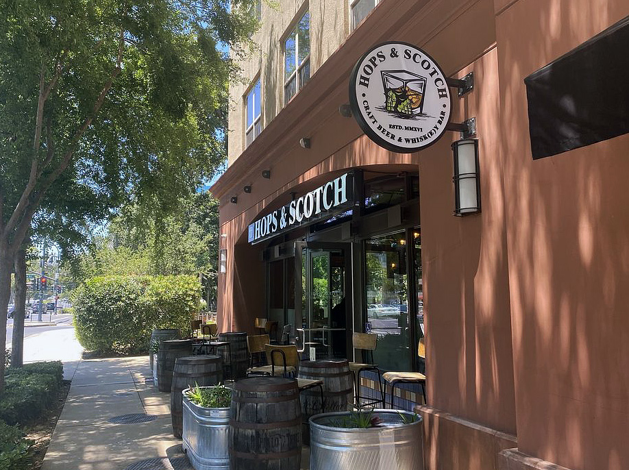 Walnut Creek watering hole shutters — Danville Dining news