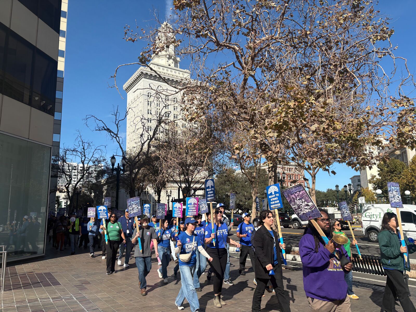 Oakland city workers will strike Nov. 5 if no deal is reached — Danville Community news