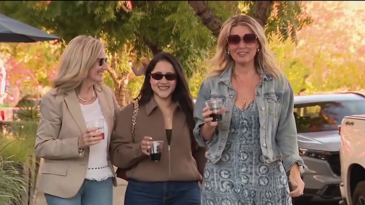 Yountville launches Napa Valley's first open-container entertainment zone — KTVU FOX 2 Bay Area, Danville Community news